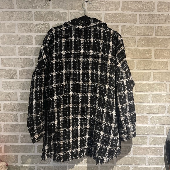 Zara Jacket - Picture 2 of 3